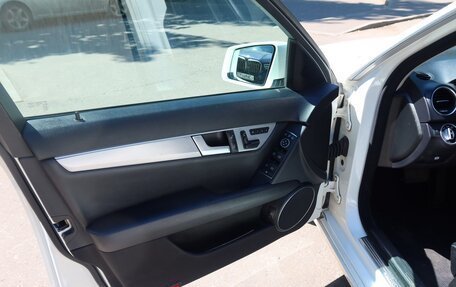 Mercedes-Benz C-Класс, 2011 год, 1 800 000 рублей, 19 фотография