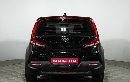 KIA Soul III, 2020 год, 1 970 000 рублей, 7 фотография