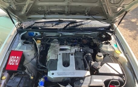 Nissan Laurel VIII, 2000 год, 450 000 рублей, 1 фотография