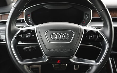 Audi A8, 2019 год, 4 800 000 рублей, 11 фотография