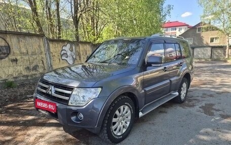 Mitsubishi Pajero IV, 2008 год, 1 430 000 рублей, 2 фотография