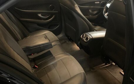 Mercedes-Benz E-Класс, 2019 год, 1 650 000 рублей, 4 фотография