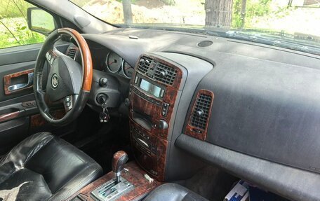 Cadillac SRX II рестайлинг, 2004 год, 120 000 рублей, 5 фотография