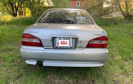 Nissan Laurel VIII, 2000 год, 450 000 рублей, 2 фотография