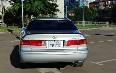 Toyota Camry, 2000 год, 750 000 рублей, 4 фотография