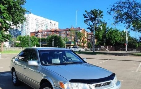 Toyota Camry, 2000 год, 750 000 рублей, 2 фотография
