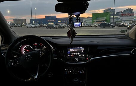 Opel Astra K, 2020 год, 1 390 000 рублей, 10 фотография