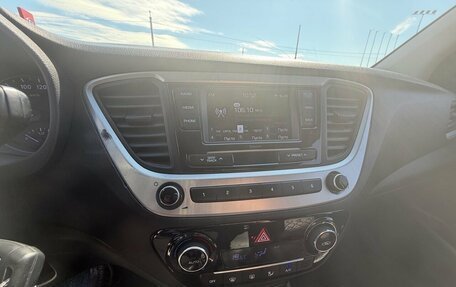 Hyundai Solaris II рестайлинг, 2017 год, 1 255 000 рублей, 5 фотография