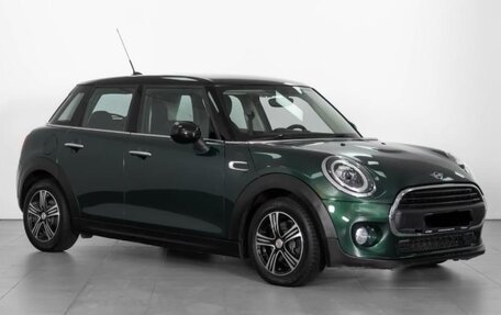 MINI Hatch, 2018 год, 2 700 000 рублей, 2 фотография