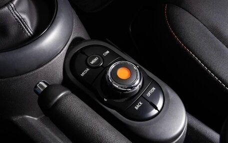 MINI Hatch, 2018 год, 2 700 000 рублей, 5 фотография