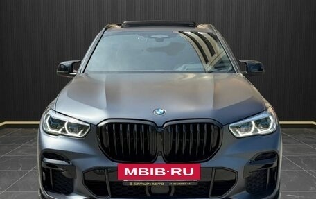 BMW X5, 2021 год, 8 250 000 рублей, 2 фотография