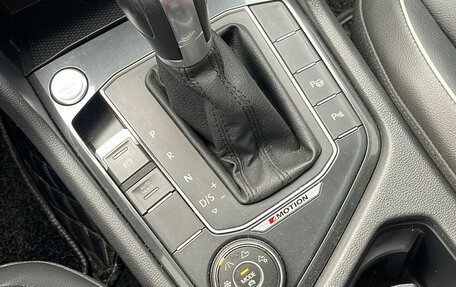 Volkswagen Tiguan II, 2018 год, 2 972 000 рублей, 10 фотография