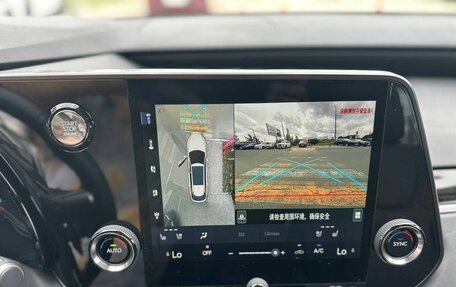 Lexus RX IV рестайлинг, 2024 год, 7 000 000 рублей, 16 фотография