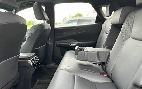 Lexus RX IV рестайлинг, 2024 год, 7 000 000 рублей, 23 фотография