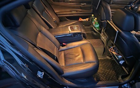 BMW 7 серия, 2013 год, 2 300 000 рублей, 8 фотография