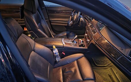 BMW 7 серия, 2013 год, 2 300 000 рублей, 7 фотография