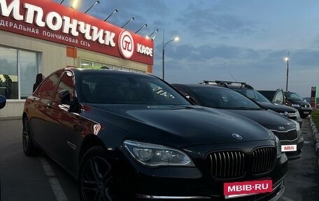 BMW 7 серия, 2013 год, 2 300 000 рублей, 3 фотография