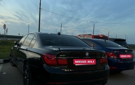 BMW 7 серия, 2013 год, 2 300 000 рублей, 6 фотография
