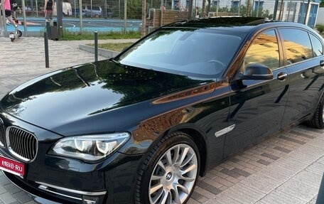 BMW 7 серия, 2015 год, 1 750 000 рублей, 1 фотография
