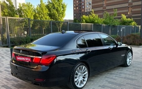 BMW 7 серия, 2015 год, 1 750 000 рублей, 3 фотография