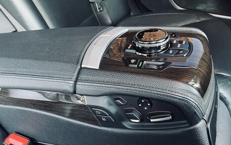 BMW 7 серия, 2015 год, 1 750 000 рублей, 20 фотография