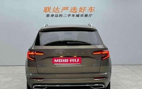 Skoda Karoq I, 2022 год, 1 869 000 рублей, 5 фотография