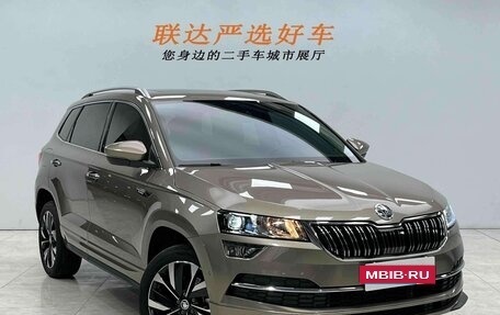 Skoda Karoq I, 2022 год, 1 869 000 рублей, 3 фотография