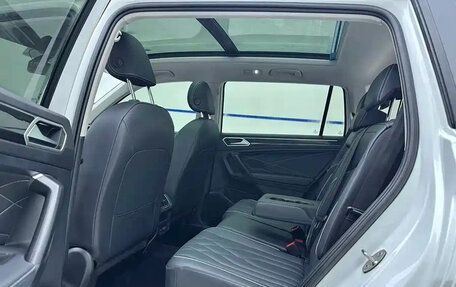 Volkswagen Tiguan II, 2023 год, 2 154 017 рублей, 9 фотография