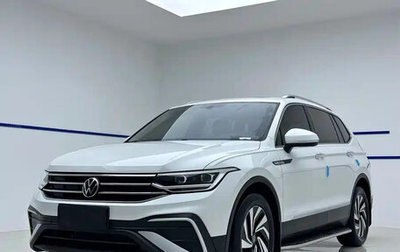 Volkswagen Tiguan II, 2023 год, 2 154 017 рублей, 1 фотография