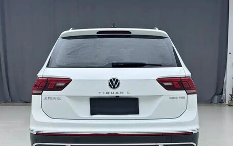 Volkswagen Tiguan II, 2023 год, 2 154 017 рублей, 5 фотография