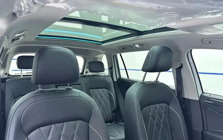 Volkswagen Tiguan II, 2023 год, 2 154 017 рублей, 11 фотография