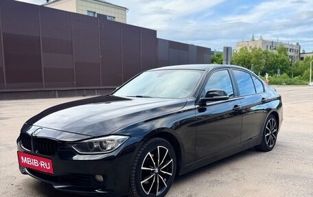 BMW 3 серия, 2012 год, 1 800 000 рублей, 10 фотография