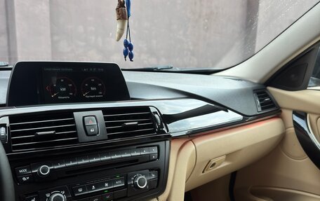 BMW 3 серия, 2012 год, 1 800 000 рублей, 13 фотография
