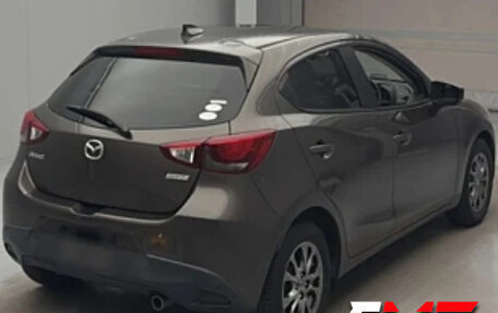 Mazda Demio IV, 2017 год, 850 000 рублей, 2 фотография