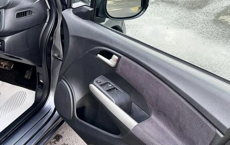 Honda Insight II рестайлинг, 2010 год, 675 000 рублей, 11 фотография