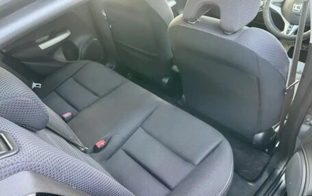 Honda Insight II рестайлинг, 2010 год, 675 000 рублей, 10 фотография