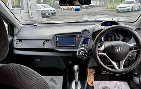 Honda Insight II рестайлинг, 2010 год, 675 000 рублей, 12 фотография