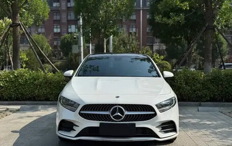 Mercedes-Benz A-Класс, 2023 год, 1 590 100 рублей, 2 фотография