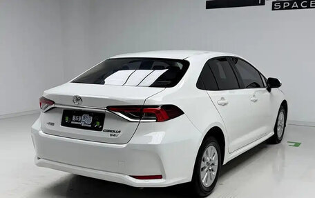 Toyota Corolla, 2023 год, 1 172 000 рублей, 4 фотография