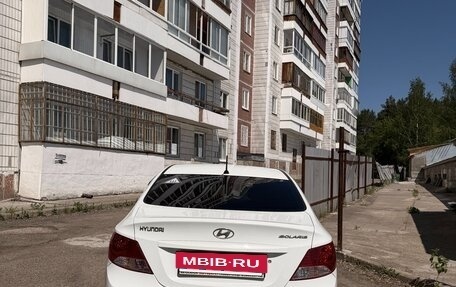 Hyundai Solaris II рестайлинг, 2012 год, 650 000 рублей, 4 фотография