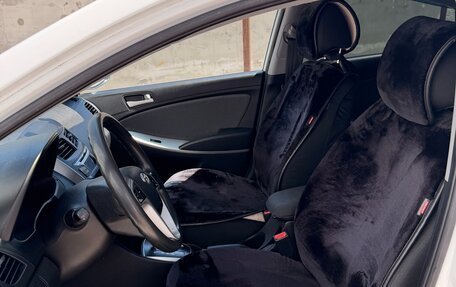 Hyundai Solaris II рестайлинг, 2012 год, 650 000 рублей, 7 фотография