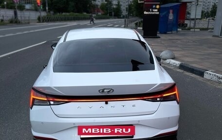 Hyundai Avante, 2021 год, 1 650 000 рублей, 6 фотография