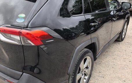 Toyota RAV4, 2020 год, 3 150 000 рублей, 4 фотография