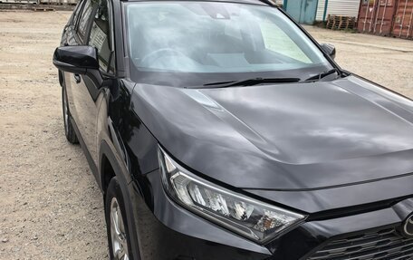 Toyota RAV4, 2020 год, 3 150 000 рублей, 2 фотография