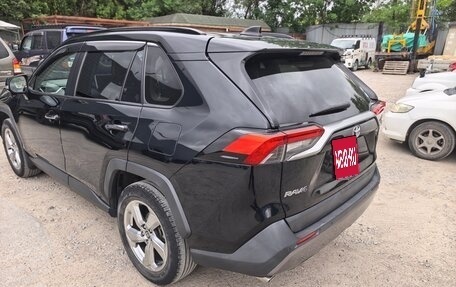 Toyota RAV4, 2020 год, 3 150 000 рублей, 6 фотография