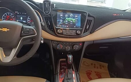 Chevrolet Monza, 2022 год, 1 065 000 рублей, 12 фотография