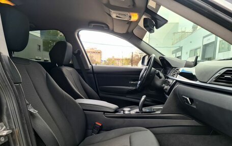 BMW 3 серия, 2018 год, 1 870 000 рублей, 9 фотография