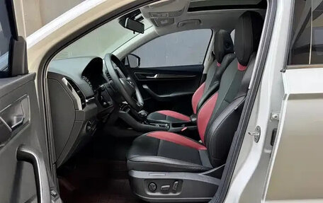 Skoda Karoq I, 2022 год, 1 750 010 рублей, 6 фотография