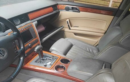 Volkswagen Phaeton I рестайлинг, 2006 год, 400 000 рублей, 11 фотография