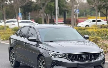 Geely Emgrand, 2022 год, 920 000 рублей, 3 фотография